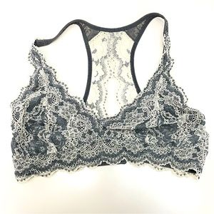 Felina lace bralette. Grey/cream, back hook, scalloped edges, very soft. SzS